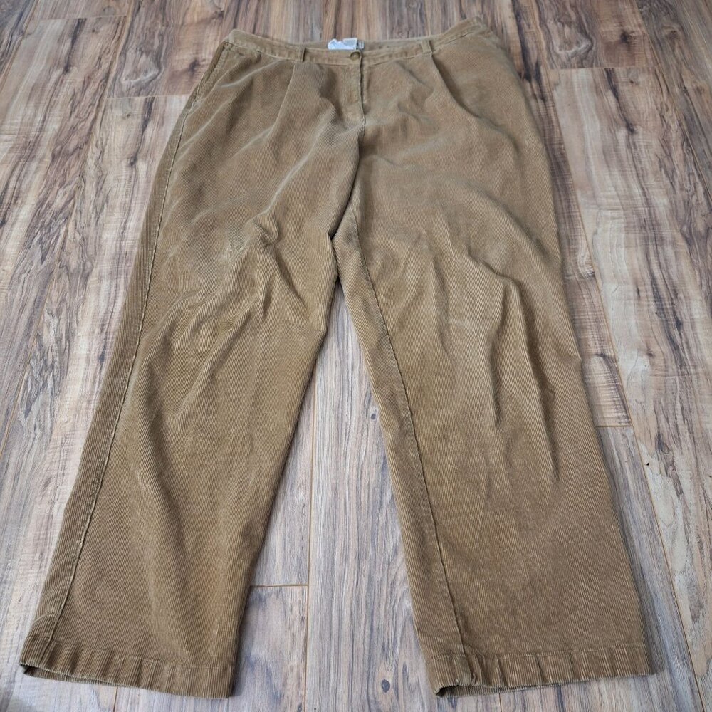 L.L. Bean Straight Leg Corduroy Pants in Brown